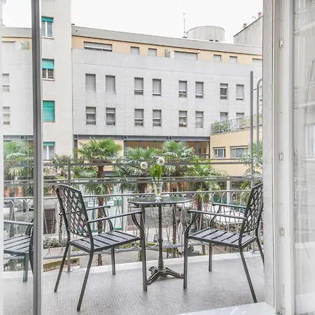 Como City Home Apartment Como