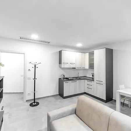 Apartment Como City Home Como