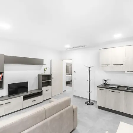 Apartment Como City Home