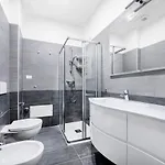 Como City Home شقة كومو