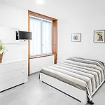 Como City Home شقة *