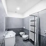 Como City Home شقة *