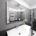Como City Home شقة كومو